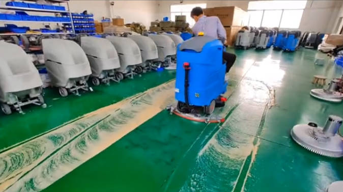 西咸2023年还在用人工的物业保洁不妨试试洗地机吧